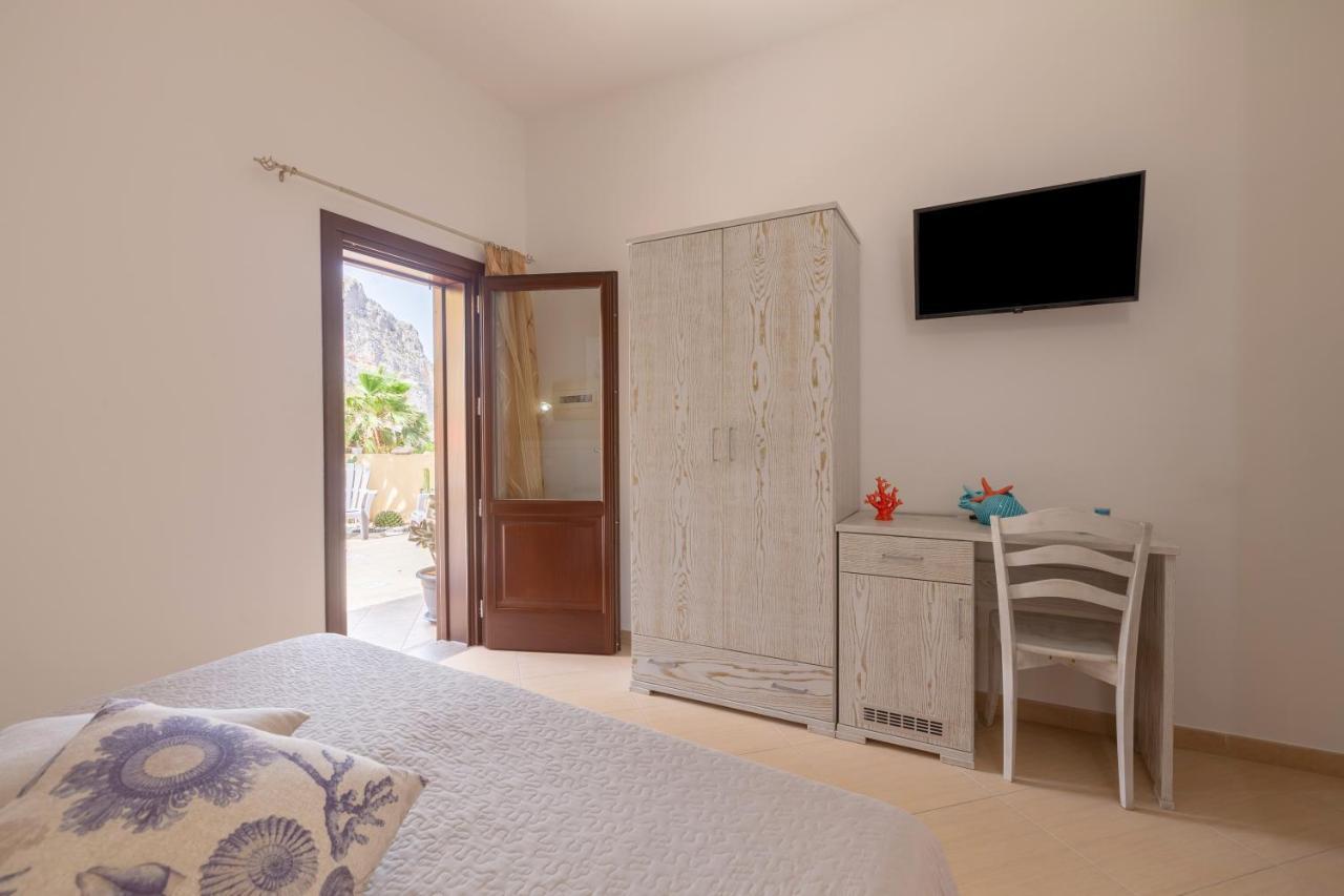Terra Del Sole Bed & Breakfast Macari Exterior photo